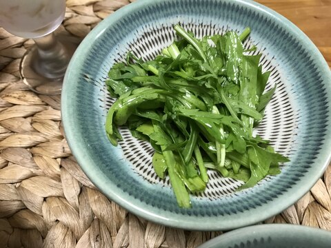 春菊の胡麻油あえ